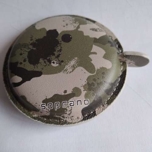 軟呎(真皮外殼),山系圖案,越野系列。