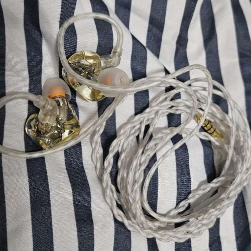 DITA Project M 圈鐵混合入耳式耳機 另有藍牙耳掛