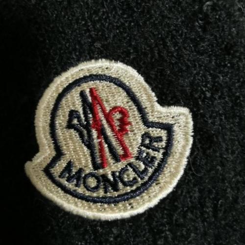 Moncler 羊毛襪