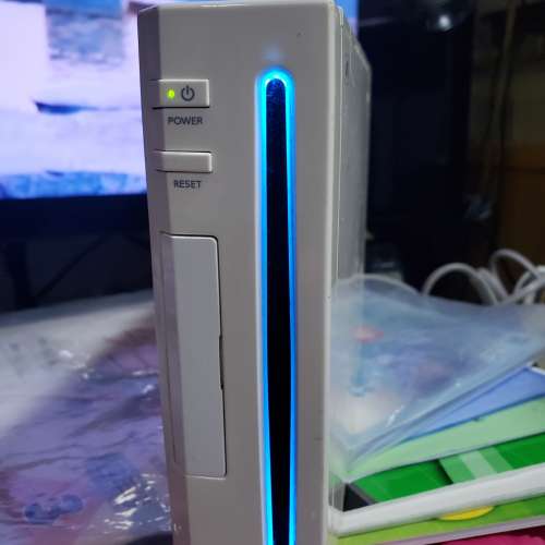 Wii主機 - 任天堂 just body Wii主機 &times;1    屯門良景村取。