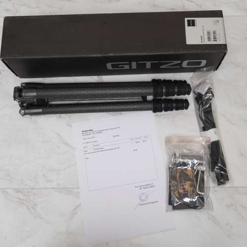 Gitzo GT1545T Traveler 反摺1號4節碳纖三腳架