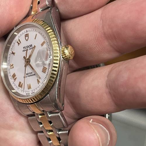 TUDOR 72033 金鋼 白面金羅馬字 新裝實金帶 boy size $7800