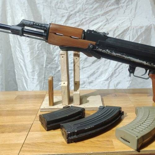Marui AK47S + 2Bs + Gun DVD