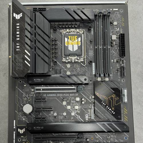 華碩TUF Z690-PLUS WIFI D4