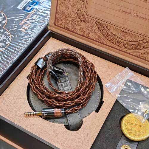 Eletech Ode to Laura Versa 4.4