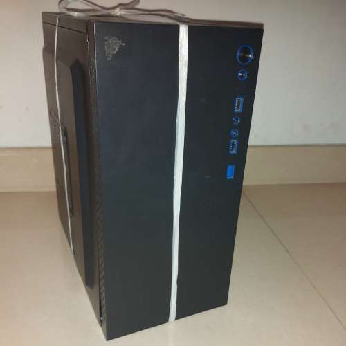 屯門良景輕鐵站交收 即買即用 Intel&reg; Core&trade; i3 電腦一部 Windows 11 系統