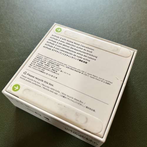 Apple AirPods (第4代) 真無線耳機 (主動消噪型號)-全新未開封