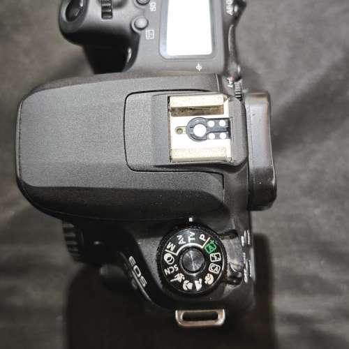 canon 77D 佳能 95%-98%new 冇盒冇單冇保冇證 功能正常 1電一充連肩帶 不包含記憶卡