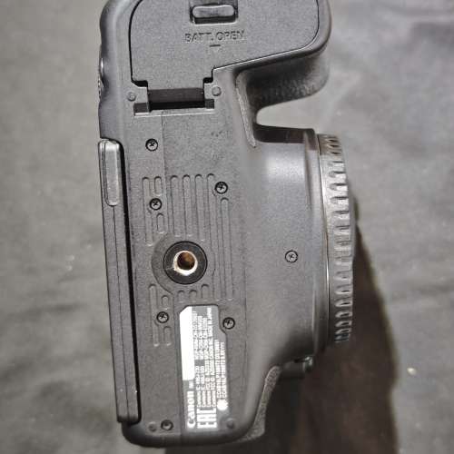 canon 77D 佳能 95%-98%new 冇盒冇單冇保冇證 功能正常 1電一充連肩帶 不包含記憶卡