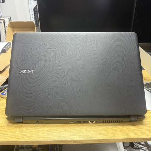 Acer Aspire ES1-572 (Core i3 / 15.6" 高清 / Win 11 / 永久Office / SSD)