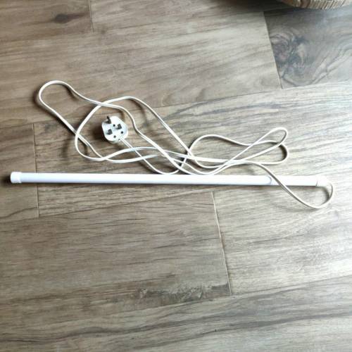 90%新 美國 Dampp-Chaser Storage DeHumidifier 鋼琴/衣櫃暖管（儲物防潮管）