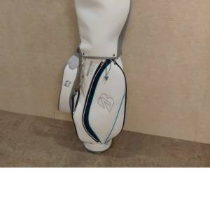 95%新 普利司通（Bridgestone）女士高爾夫球桿袋，型號為 BG-100L