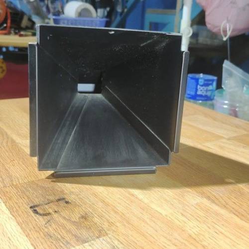 全新鋼製掛牆集彈器