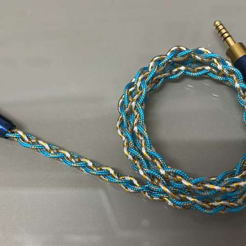 [限量1條]線名:海妖 monster由金箔絲線材及冷凍純銀所製，成份包含元素周期表中比較...