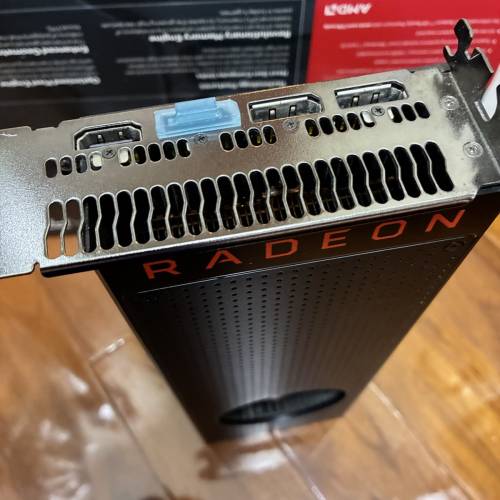 Shapphire Radeon RX Vega 64 8GB HBM2