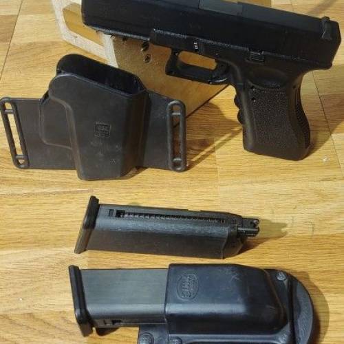 KSC G17 + 2 Mag +pouch + Holster + DVD