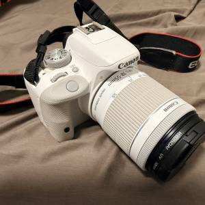 Canon EOS 100D