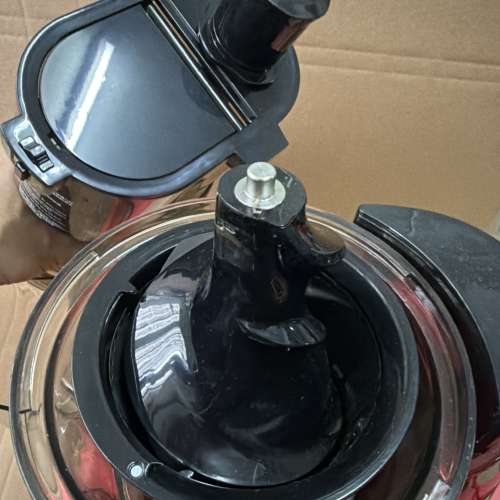 全新S K G韓式榨汁機