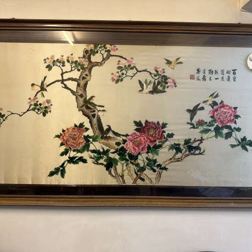 中國牡丹喜鵲刺繡圖連木框