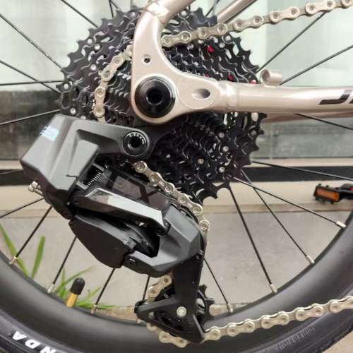 (最新黑色同橙色廠商有貨出啦) 訂貨優惠價 (飛輪40T) 2026 JAVA NEO 12速電變 油剎...