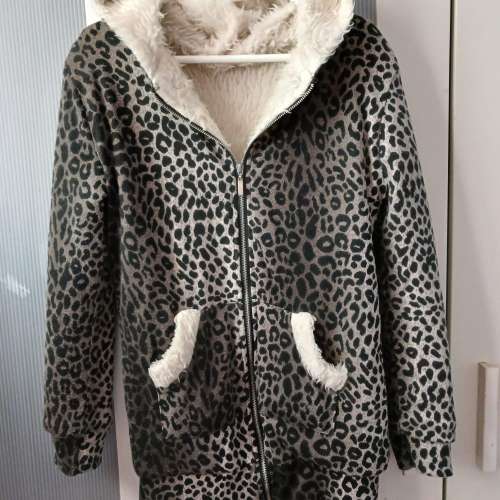 豹紋褸 Leopard print jacket / coat