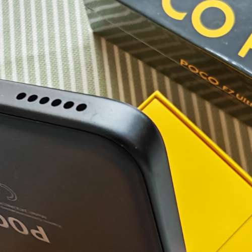 POCO F7 Ultra 手機 (黑色) 16+512g