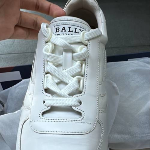 BALLY運動鞋