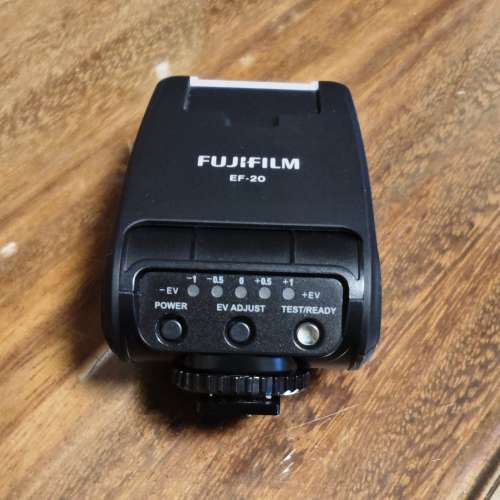 Fujifilm EF-20
