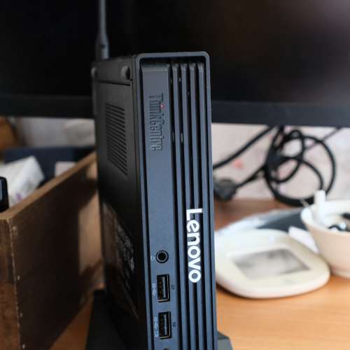 Lenovo 聯想 ThinkCentre M90q Gen 6 小型電腦 Ultra5 235 16GB DDR5 1TB SSD 保養...