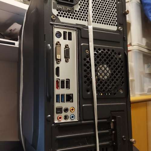 屯門良景輕鐵站交收 Intel&reg; Core&trade; i5 Windows 11 電腦一部, 可免費送USB 1300M WIFI