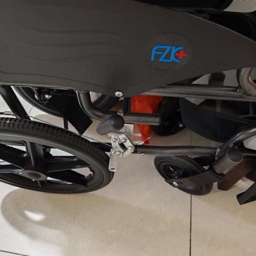 鋁合金輕便型輔助輪椅