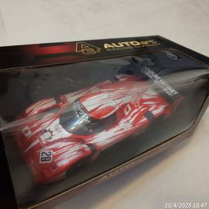 Toyota 1/18 GT One