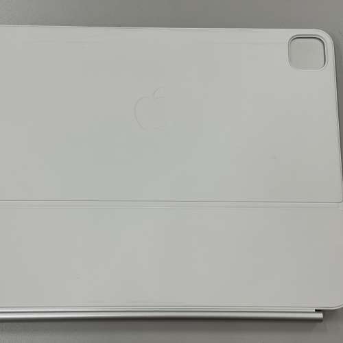 Apple magic keyboard for M4/M5 iPad Pro 13 inch (A2974) white