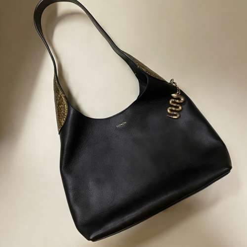 COACH 2025蛇年限定Brooklyn 28包
