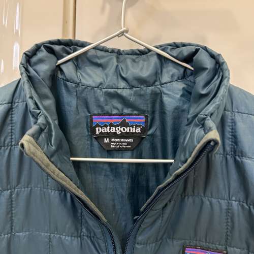 Patagonia Men Nano Puff Jacket  size M  90% new