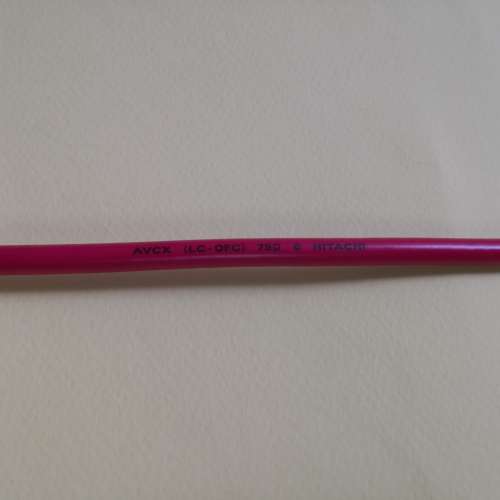 HITACHI LC-OFC 75R 數碼線0.77m