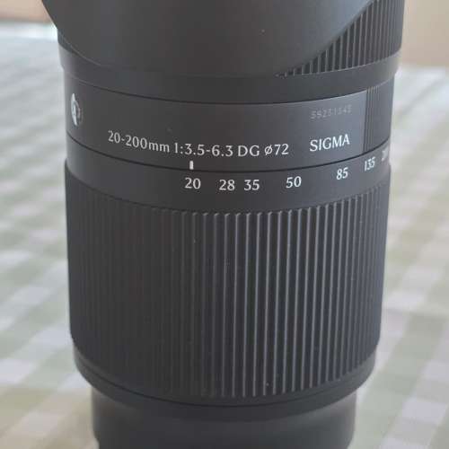 Sony Sigma 20-200mm f/3.5-6.3 DG 鏡頭