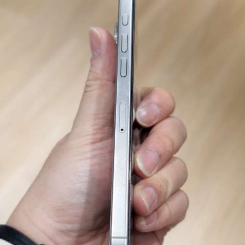 激荀！95%New Apple iphone 16 pro max 256Gb 原色 港版 無花崩無入水 電池健康度1...