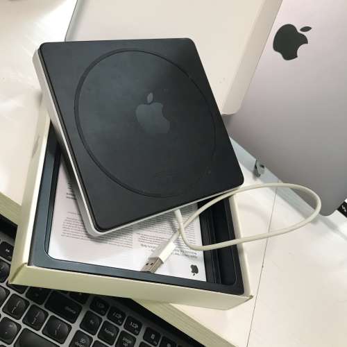  APPLE USB SuperDrive + Typc-C Adapter USED 蘋果 CD DVD 光碟 讀碟器 💽