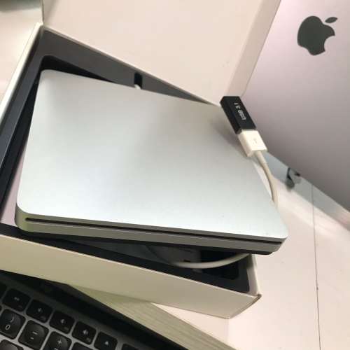 APPLE USB SuperDrive + Typc-C Adapter USED 蘋果 CD DVD 光碟 讀碟器 💽