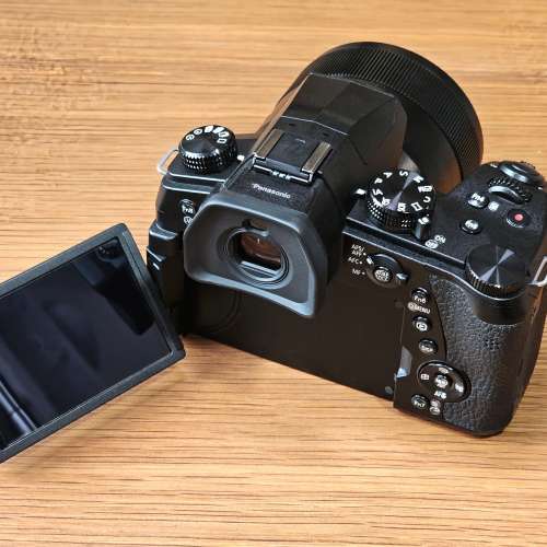 Panasonic FZ1000 MK2