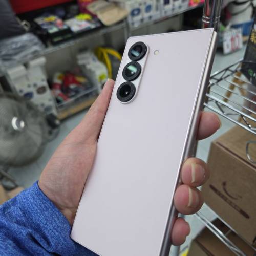 Samsung Galaxy Fold 6(12+256GB)99%新港版陳列清倉智能摺疊電話