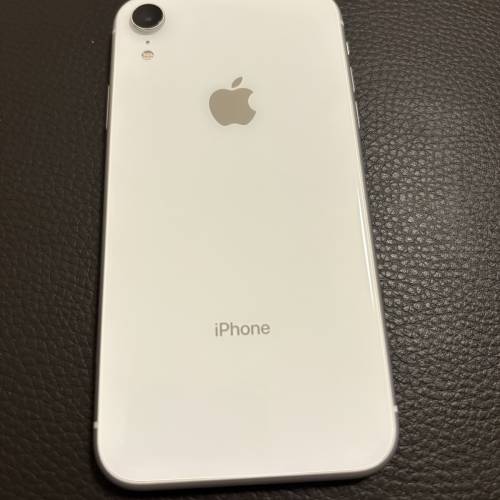 99.999%新 iphone XR 行貨64gb