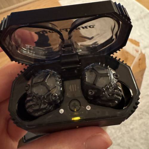 Acoustune HSX ONE 真無線耳機