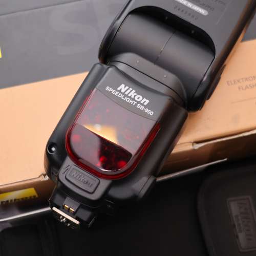 Nikon SB-900 Speedlight