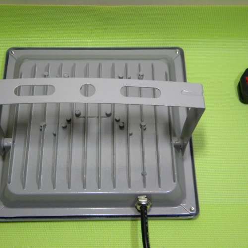 珊瑚養殖專用 LED 燈 特別設計頻譜 30W 強大光源防水外殼 全新的