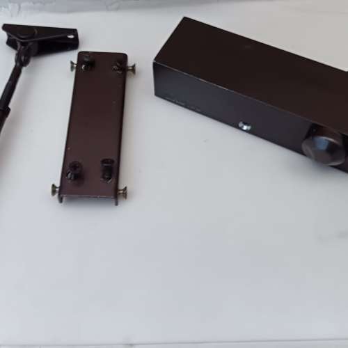 門鼓、自動閉門器