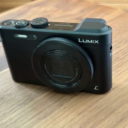 Panasonic Lumix DMC-LF1 黑色