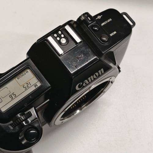 Canon EOS650 日期背黑屏