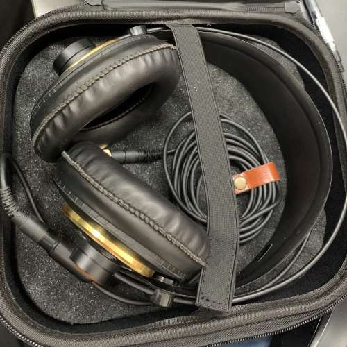 AKG K240 Studio